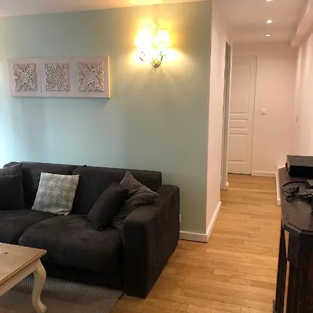 Petit Trianon-etoile Apartamento *