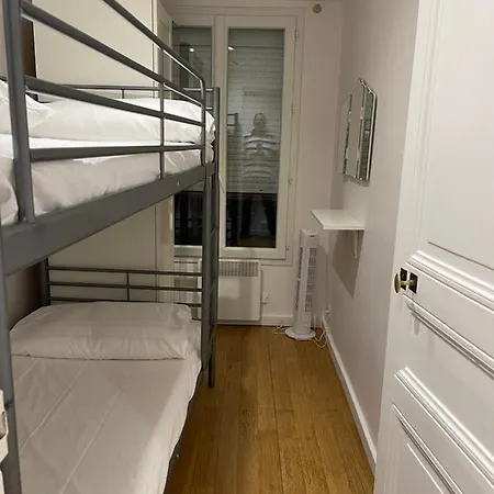 Petit Trianon-etoile Lägenhet